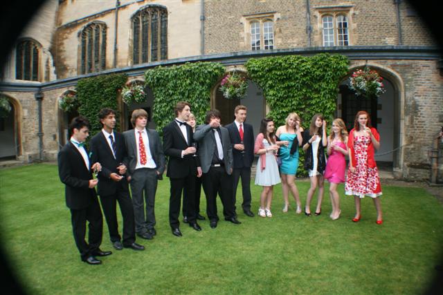 618x404 pixels (67K)